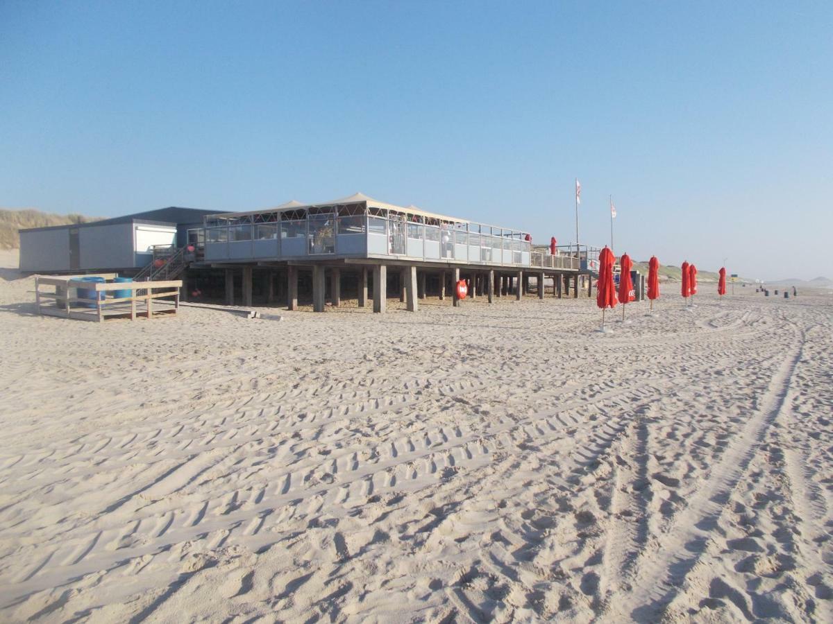 Het Dobbertje, Charmant Houten Huisje Sint Maartensvlotbrug Bagian luar foto