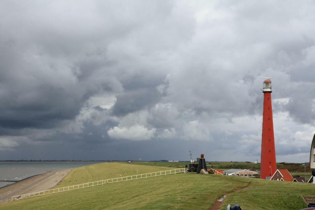 Het Dobbertje, Charmant Houten Huisje Sint Maartensvlotbrug Bagian luar foto